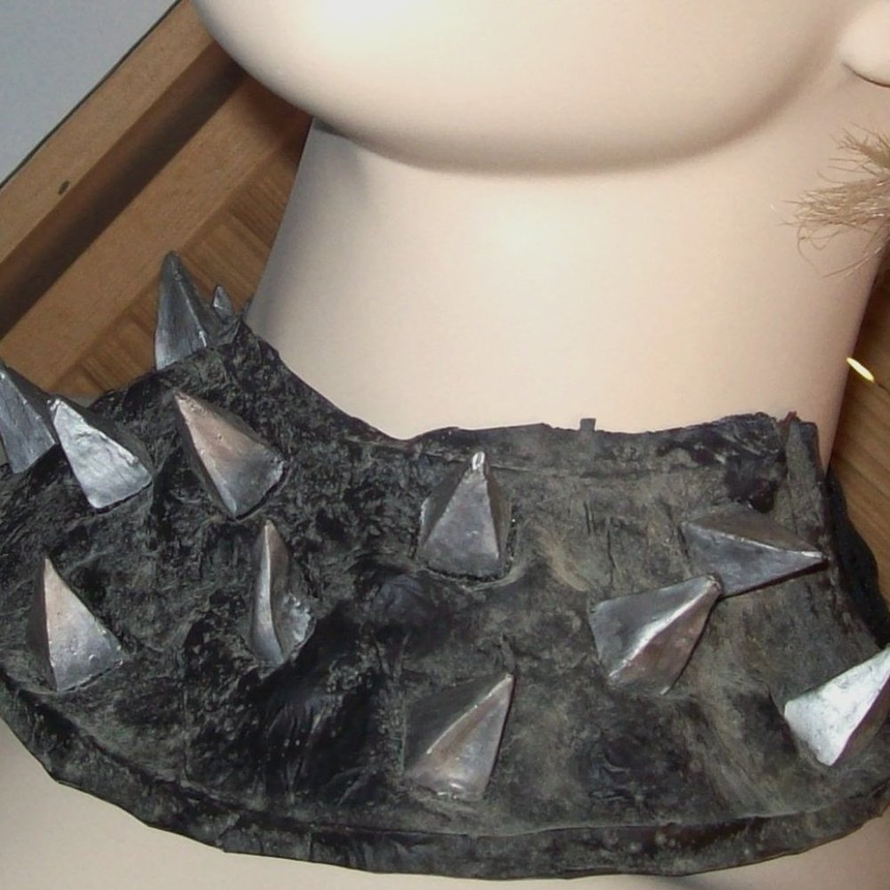 Latex distressed spike collar